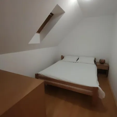 Lenka * Сокобаня