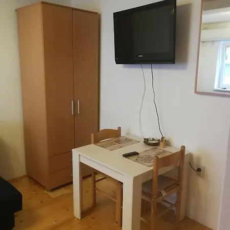 Lenka Apartment